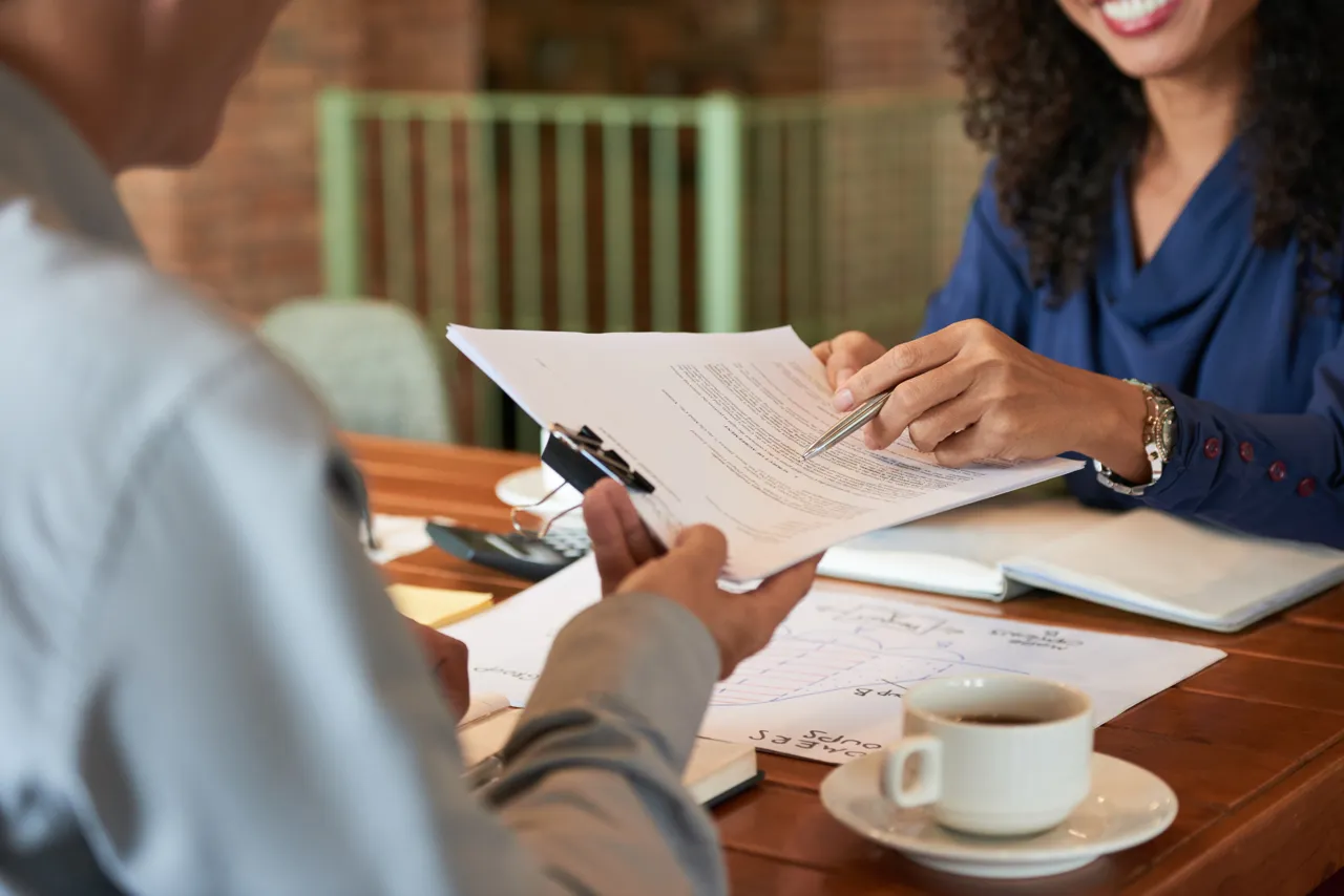 O Cliente BPC como Seu Melhor Cartão de Visita: Estratégias de Atendimento que Geram Confiança, Indicações e Honorários!