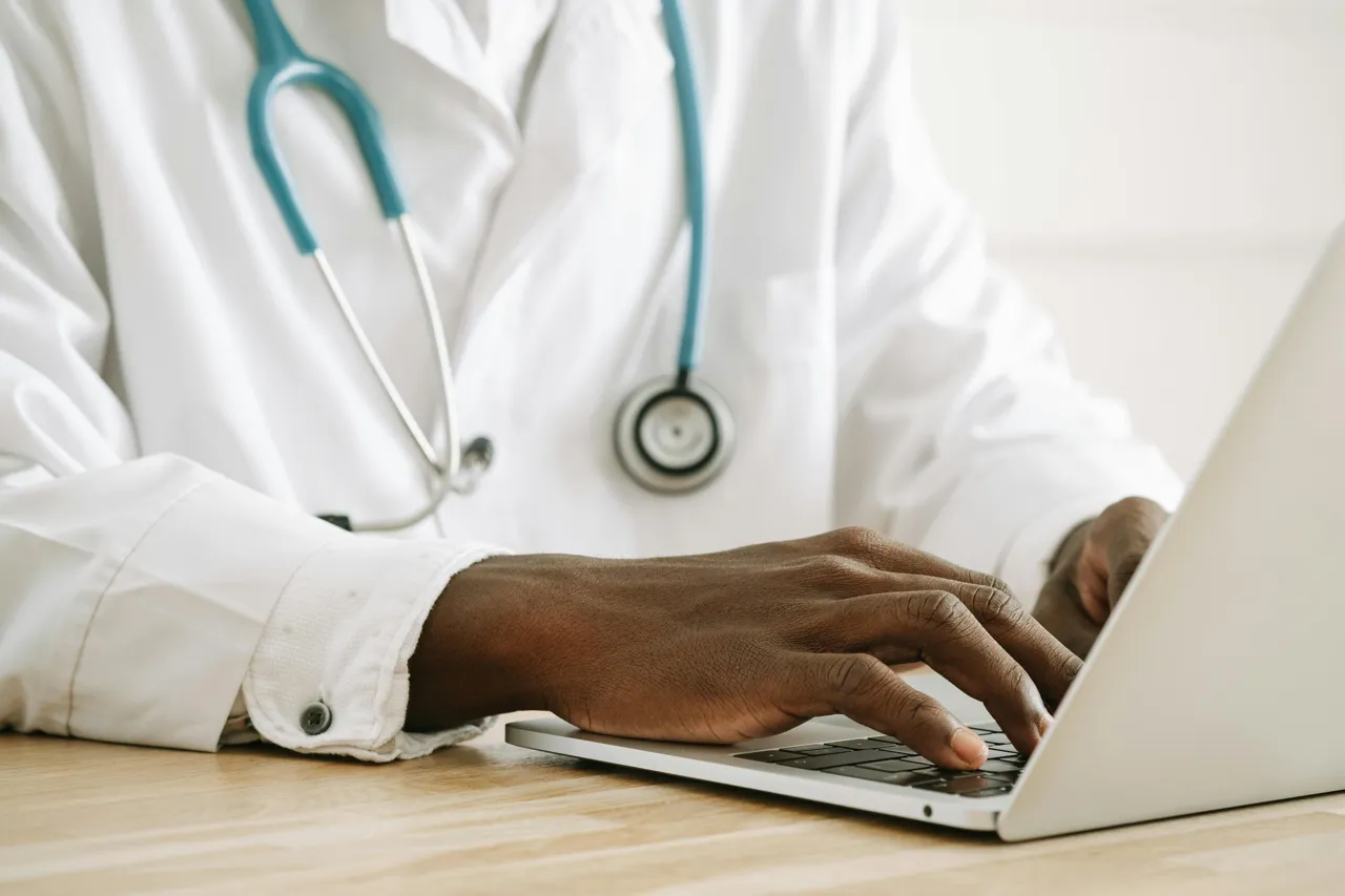 Telemedicina e Análise Documental no Auxílio por Incapacidade Temporária (mp 1303/2025)