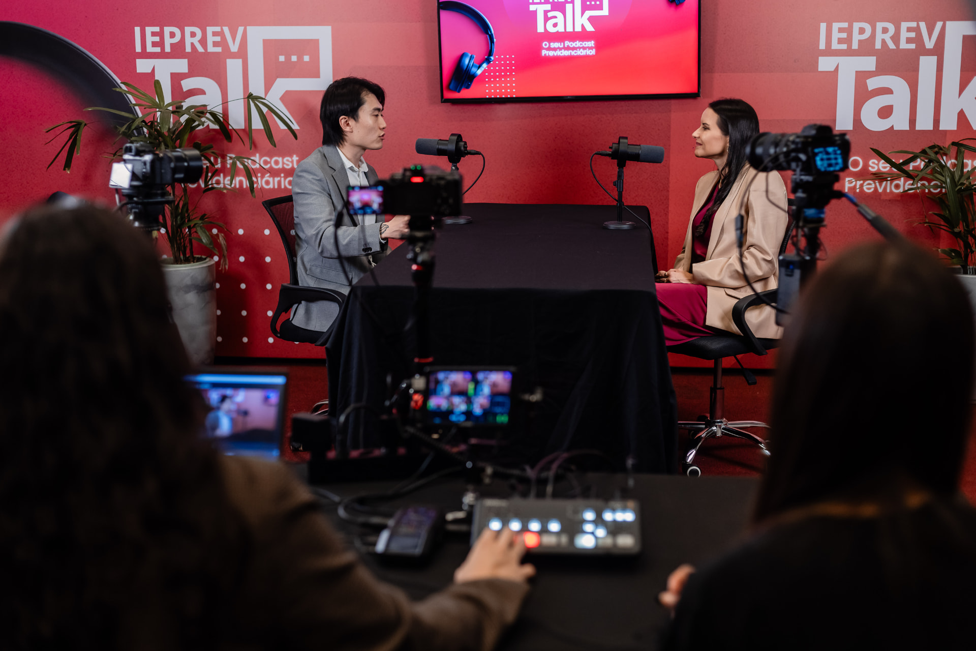 Gravação de entrevista no estúdio do IEPREV Talk